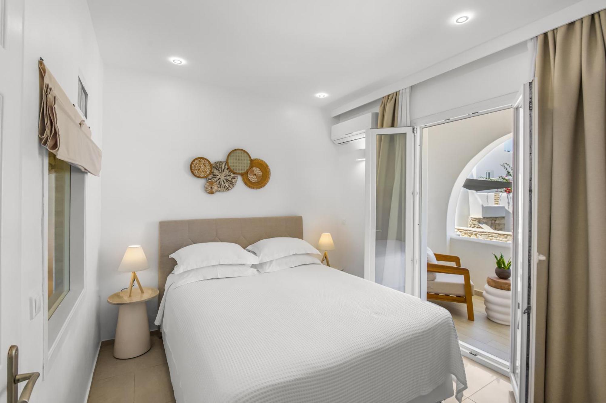 Junior Suite (Town View)